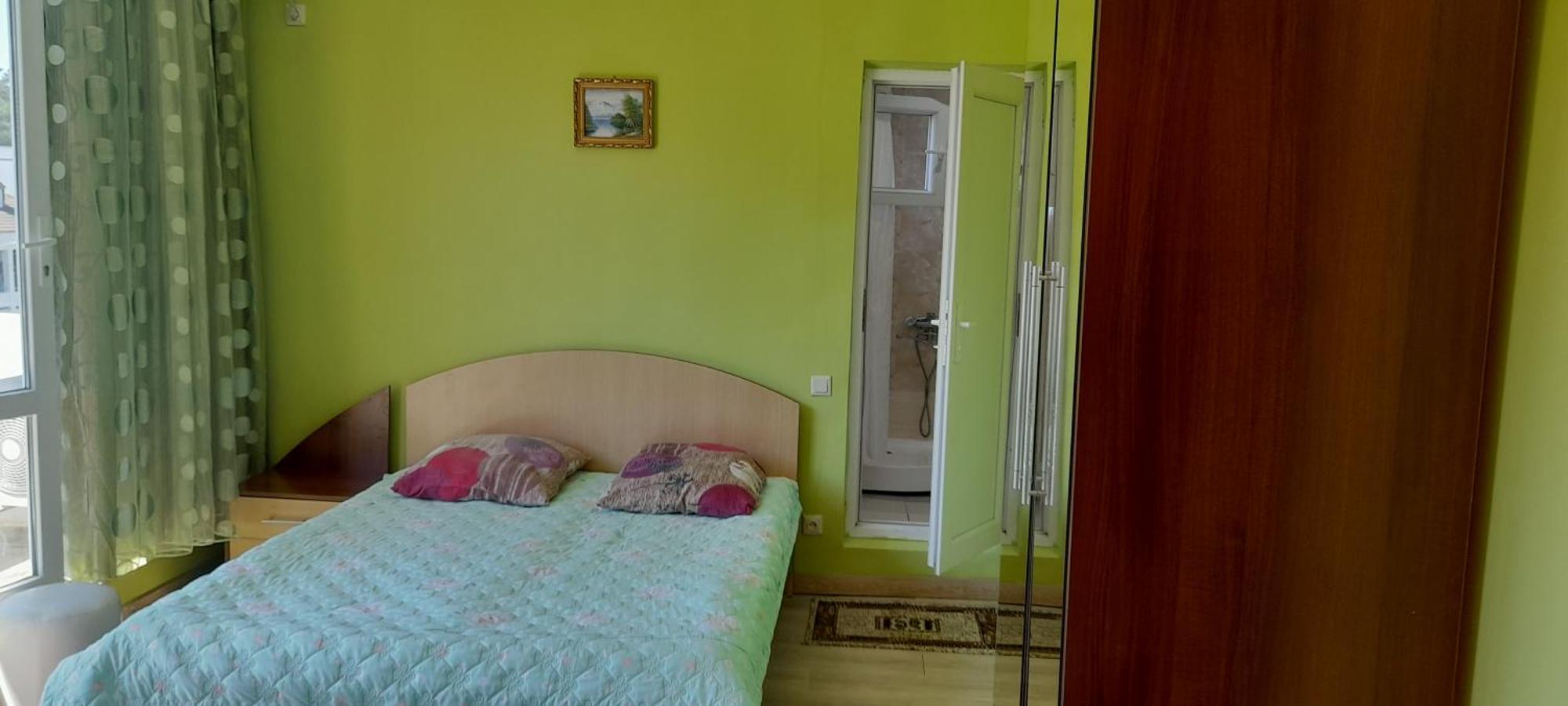 Lily Pearls Inn 코불레티 외부 사진